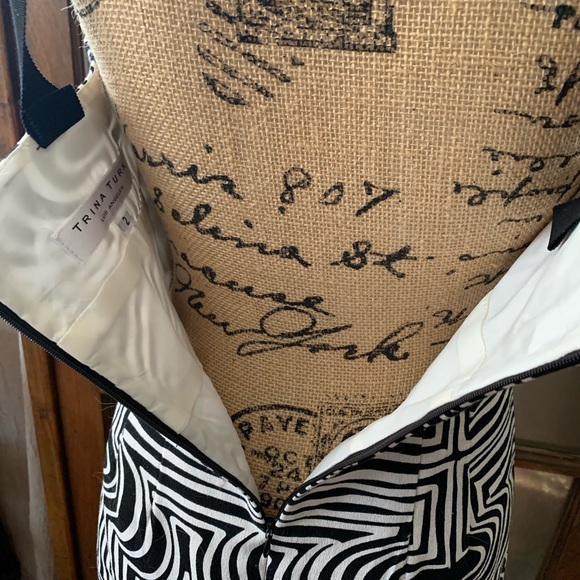 Trina Turk Dress Size 2 - Picture 12 of 16